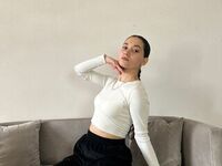 nude camgirl photo BettyMaldonado