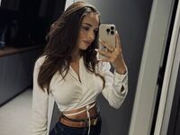 camwhore masturbating with dildo EsmeAinsley