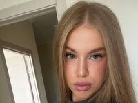 fingering webcam girl GinetteHartzheim