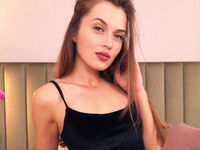 fingering cam girl QuinnTakara