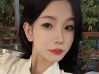web cam chat LianaWuy