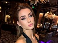 adultcam photo Minnie