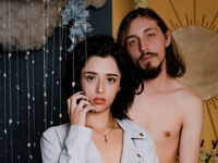 camgirl giving blowjob JunnaAndKurt