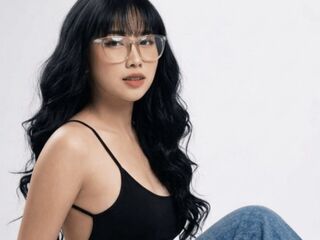 naughty cam AickaRose