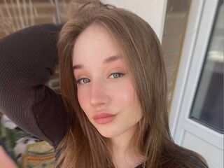 camslut fingering shaved pussy AliceTrenton