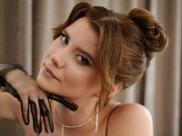 hot strip tease cam AliseChapman