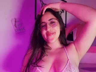 hot webcam video AmyVele