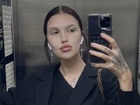 adultcam ArlindaMarotti