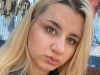 camslut fingering wet pussy BarbaraWellsmith