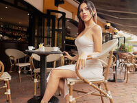 girl cam live BellaBlaze