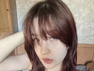 closeup web cam BritanyVaudreuil
