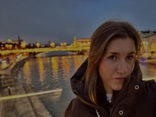 girl cam CaylinGarczynski