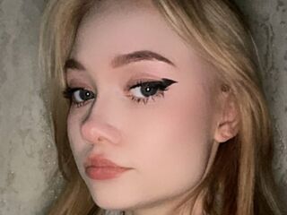 cam girl livecam CecilyBurnard