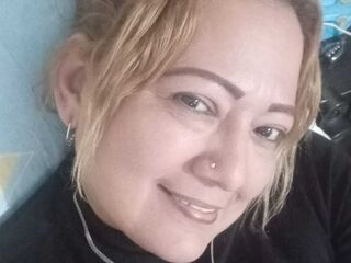live chatroom ClauCollins