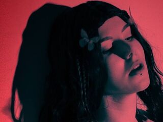 camslut topless CorlissFunston