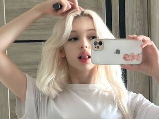 masturbating webcam girl CourtneyAdamo