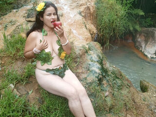 free nude live show CrystalLara