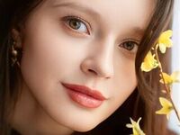 hot cam girl fingering shaved pussy CrystleZaritsky