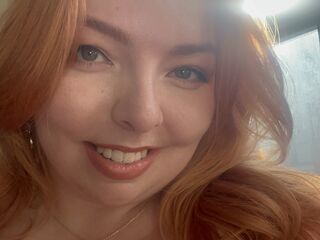 hot cam slut CurvyCateLJ