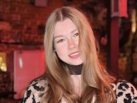 jasmin cam DainaThroneberry