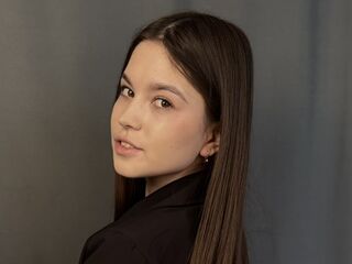 cam girl masturbating DarlineAugeri