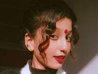 hot cam play DiaQuin