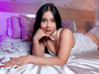 naked webcamgirl DianaBardot