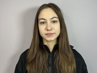 camgirl masturbating with sex toy DorethaMadlock