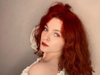 beautiful webcamgirl ElvinaBissey