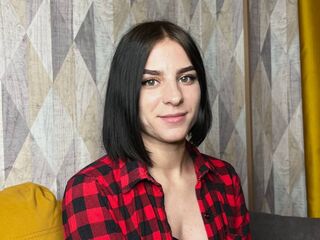 camgirl shaving pussy EmmaLison