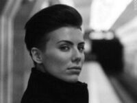 webcam stripper FarahBurn