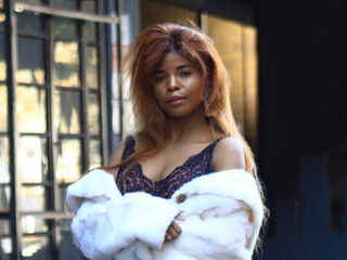 free webcam picture FifiCaramel