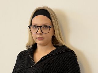 anal cam sex FrancesVirunes