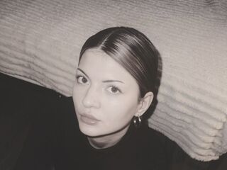hot cam slut GenaBaillargeon