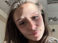 naked cam girl masturbating with sextoy HeidyDuggar