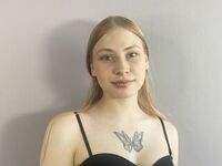 hot cam girl masturbating HelaineSchecter