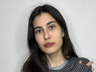 naughty camgirl masturbating with vibrator HeleneSeright