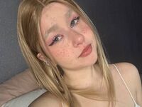 bedroom livecam HoneyLumi