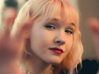 sexy live cam girl KarlaFriedline