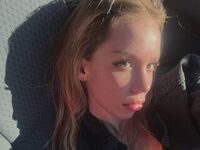 camgirl fingering wet pussy KattyFoks