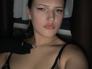 girl chat room KettyRob