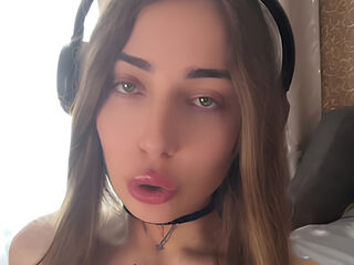 naked camgirl masturbating KorniBlook