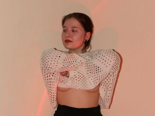 topless camgirl KyllieVoss