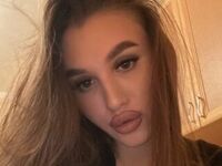 live cam girl photo KyraVictorine