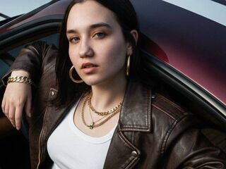 cam slut photo LeraMednis