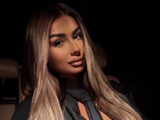 chatrubate cam girl LeylaBunny