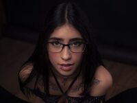 live webcam girl LiliCollyns