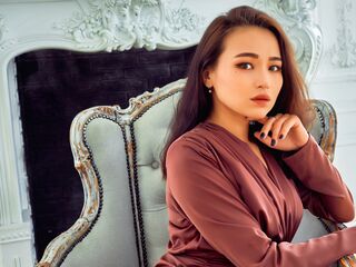 cam girl masturbating with vibrator LillianYork