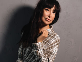 webcam strip tease show LindaPowells