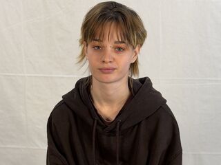 hot striptease web cam LindyOestreicher